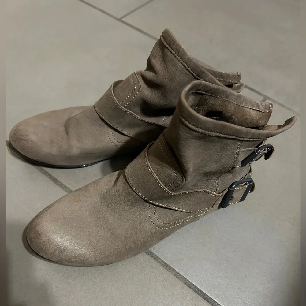 edc by Esprit Booties